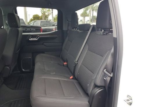 Used 2025 Chevrolet Silverado 1500 LT image 17