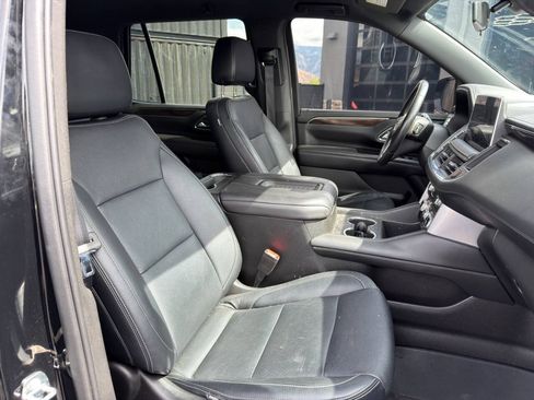 Used 2022 GMC Yukon SLE w/ Gmc Pro Safety Plus Package AWD/4WD image 13