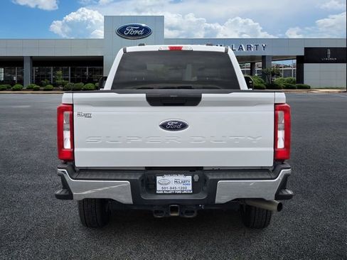 Used 2024 Ford F250 XLT AWD/4WD image 4