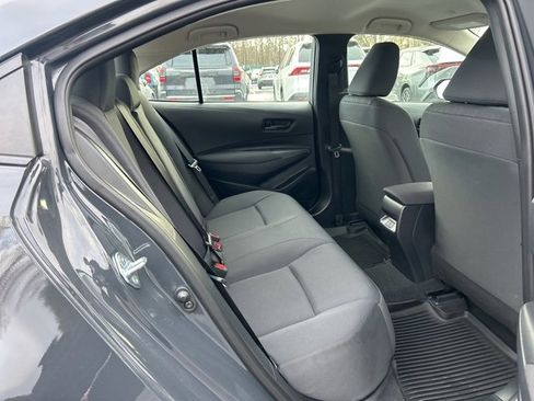 Used 2025 Toyota Corolla LE image 16