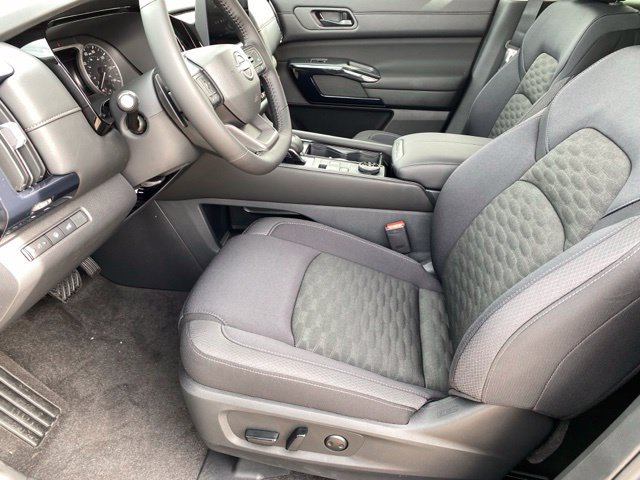 New 2026 Nissan Pathfinder SV AWD/4WD image 10