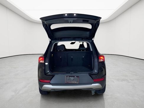 Certified 2024 Chevrolet TrailBlazer LT FWD image 30