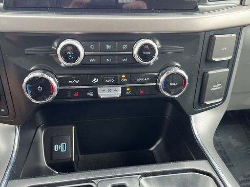 Used 2024 Ford F150 XLT w/ Equipment Group 302A MID image 28