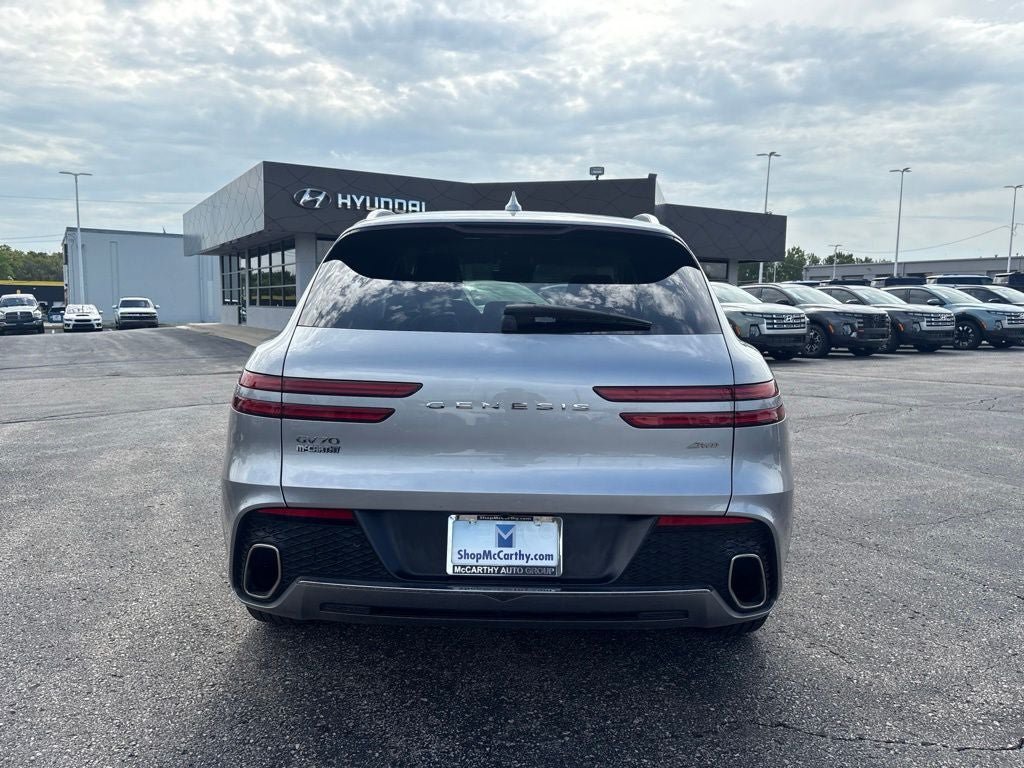 Used 2025 Genesis GV70 2.5T AWD/4WD image 11
