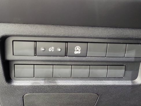 New 2026 Mitsubishi Outlander ES FWD image 22