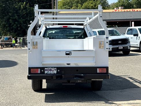 New 2025 Ford F350 XL w/ XL Chrome Package image 4