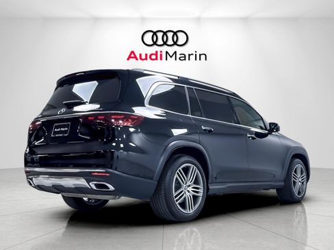 Used 2024 Mercedes-Benz GLS 450 4MATIC image 5