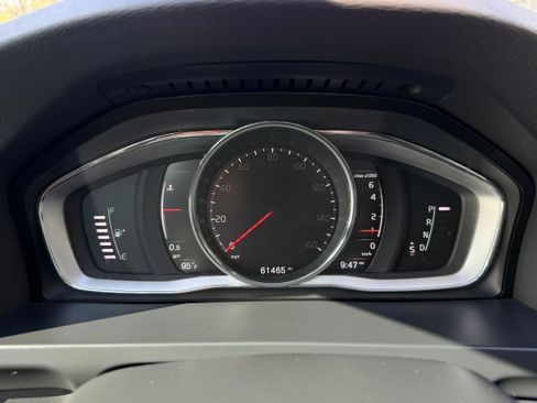 Used 2018 Volvo S60 T5 Dynamic w/ Vision Package FWD image 16