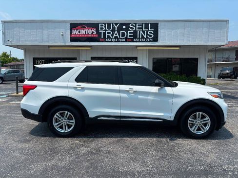 Used 2020 Ford Explorer XLT w/ Class III Trailer Tow Package AWD/4WD image 1