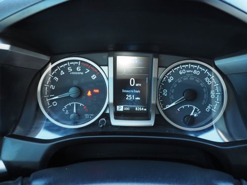 Used 2023 Toyota Tacoma SR5 w/ Technology Package image 24