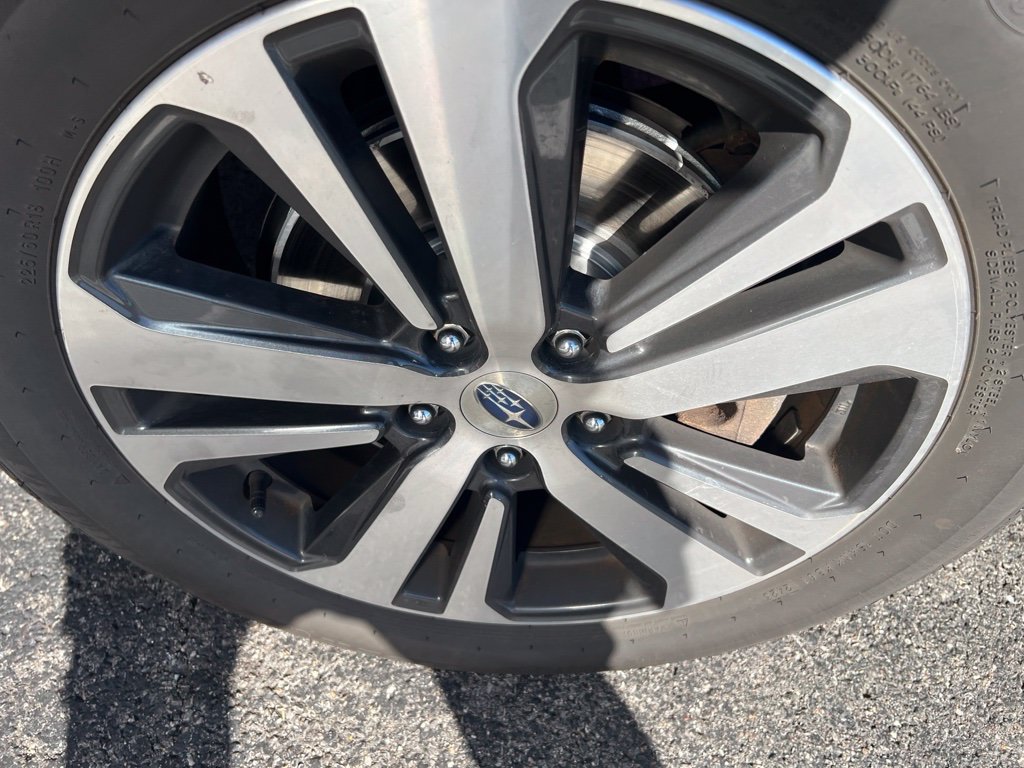 Used 2019 Subaru Outback 2.5i Limited AWD/4WD image 7