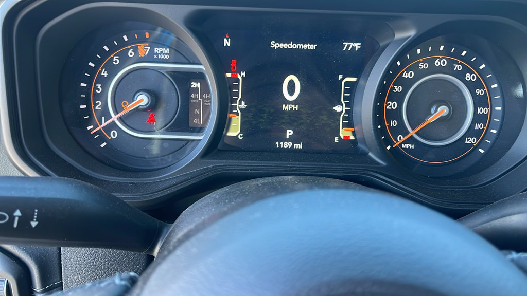 Used 2026 Jeep Gladiator Mojave AWD/4WD image 13