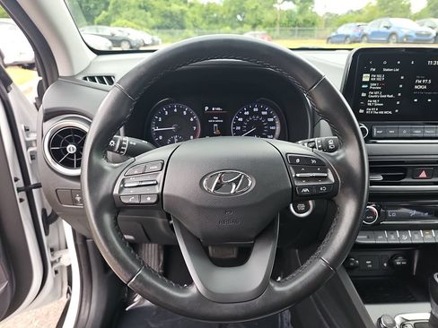 Certified 2023 Hyundai Kona SEL w/ Convenience Package AWD/4WD image 17