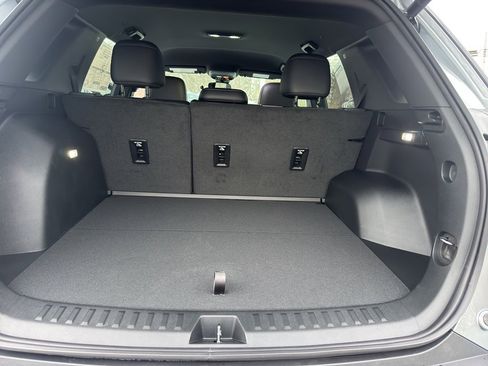 New 2026 Chevrolet Equinox LT w/ Convenience Package II image 18