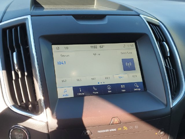 Used 2020 Ford Edge Titanium w/ Equipment Group 301A FWD image 22