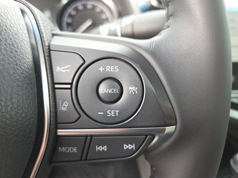 Used 2018 Toyota Camry XLE w/ Audio Package FWD image 37