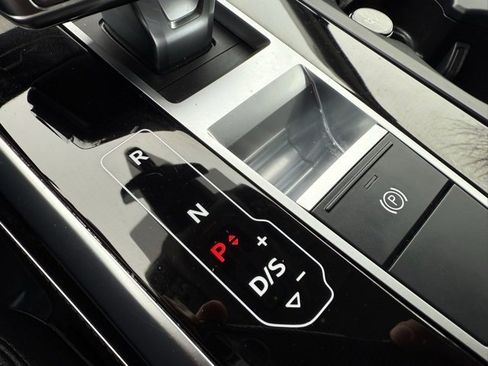 Used 2023 Audi Q7 2.0T Premium Plus w/ Premium Plus Package image 31