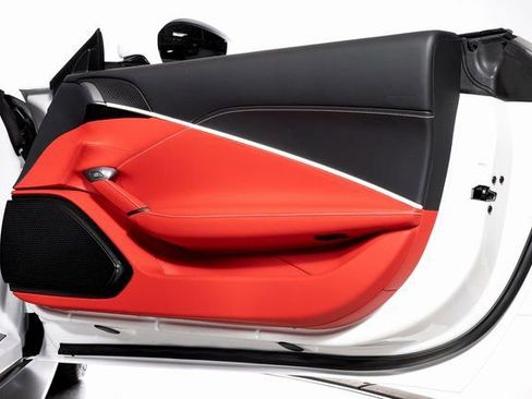 Certified 2025 Ferrari Roma Spider image 61