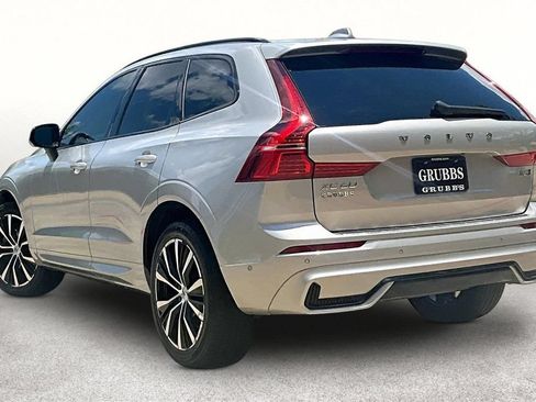 Certified 2023 Volvo XC60 B5 Plus w/ Climate Package AWD/4WD image 16