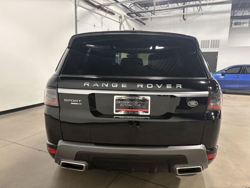 Used 2018 Land Rover Range Rover Sport HSE AWD/4WD image 4