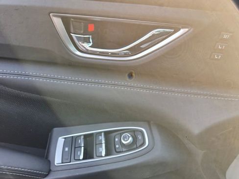 Used 2024 Subaru Ascent Limited w/ Technology Package image 14