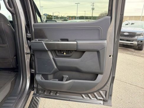 Certified 2022 Ford F150 XLT w/ Equipment Group 302A High image 19