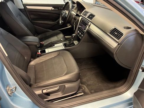 Used 2012 Volkswagen Passat 2.5 SE FWD image 10
