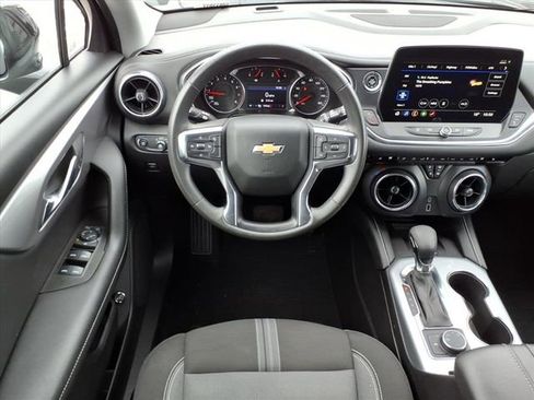 Used 2024 Chevrolet Blazer LT w/ Convenience Package image 17