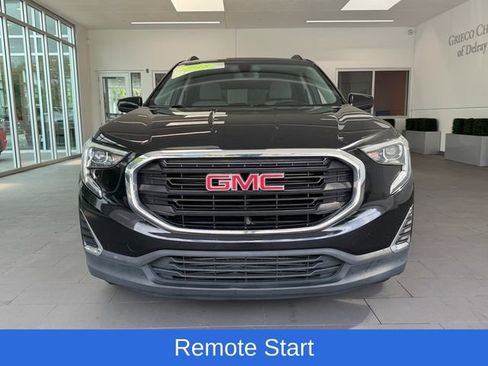 Used 2018 GMC Terrain SLE w/ Driver Convenience Package FWD image 2