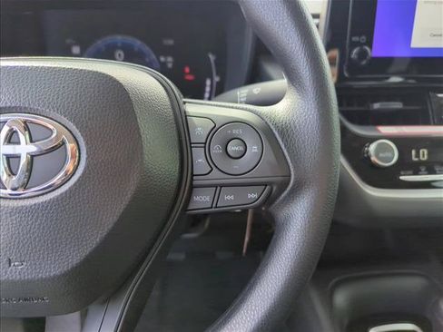 Used 2026 Toyota Corolla LE FWD image 16