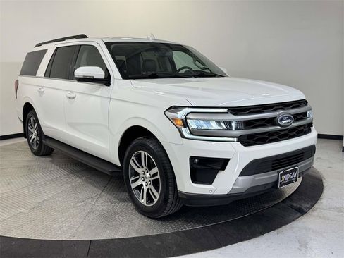 Used 2024 Ford Expedition Max XLT image 1