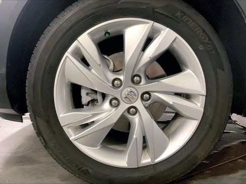 Used 2025 Buick Encore GX Preferred AWD/4WD image 9