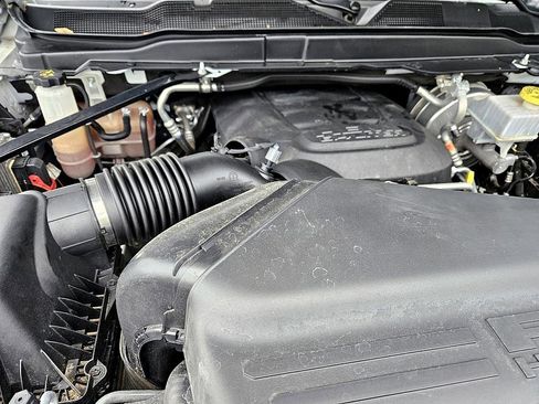 Used 2024 RAM 2500 Big Horn image 17