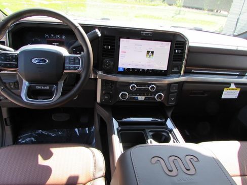 New 2025 Ford F250 King Ranch image 28