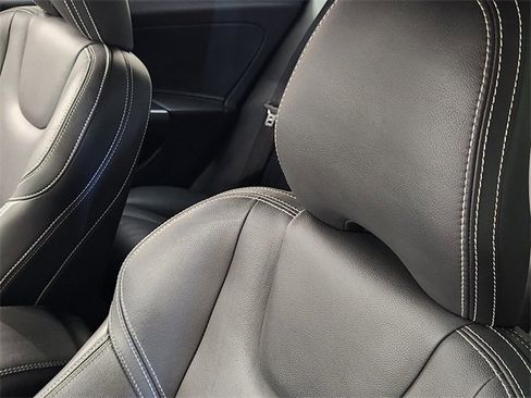 Used 2018 Volvo V60 T5 Dynamic w/ Vision Package image 15