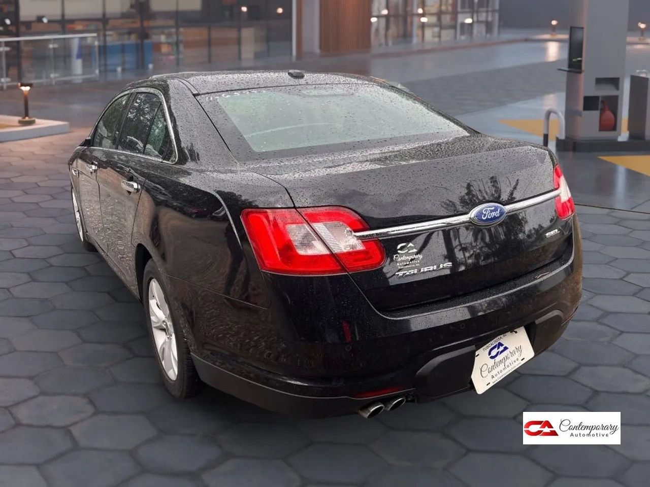 Used 2011 Ford Taurus SEL w/ 201A Rapid Spec Order Code FWD image 3