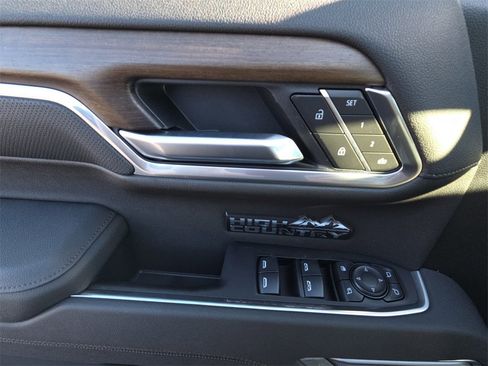 New 2026 Chevrolet Silverado 1500 High Country w/ Technology Package image 14