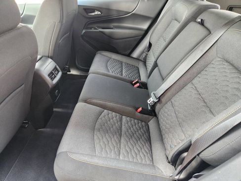 Used 2018 Chevrolet Equinox LT FWD image 32
