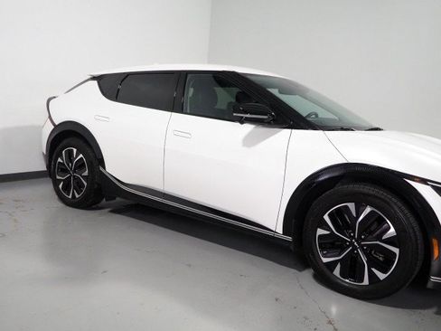 Used 2024 Kia EV6 Wind w/ Wind Technology Package AWD/4WD image 57