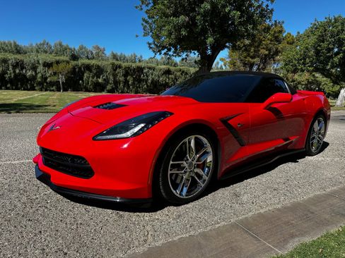 Used 2016 Chevrolet Corvette w/ 3LT Preferred Equipment Group image 3