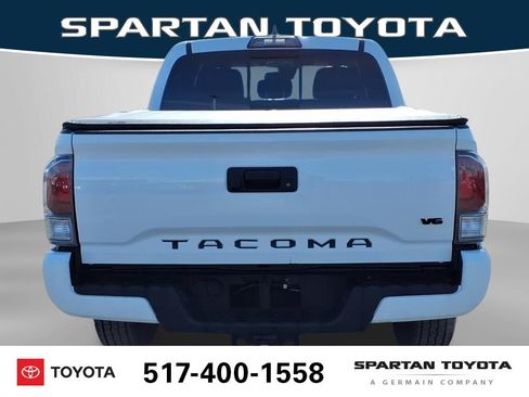 Used 2019 Toyota Tacoma TRD Off-Road image 8