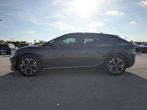 Certified 2022 Kia EV6 Wind image 8