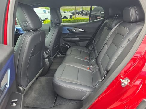New 2026 Chevrolet Equinox EV LT FWD image 28