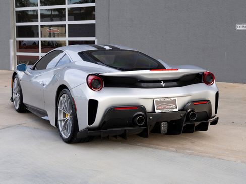 Used 2020 Ferrari 488 Pista Coupe image 83