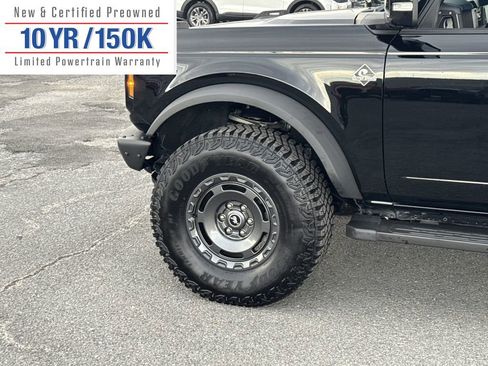 Used 2024 Ford Bronco Outer Banks image 11