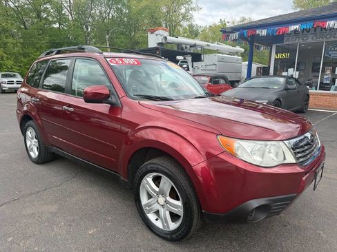 Used 2010 Subaru Forester 2.5X Premium AWD/4WD image 3