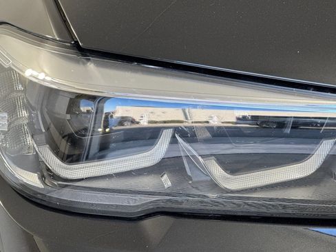 Used 2022 BMW X5 xDrive40i w/ Premium Package image 10