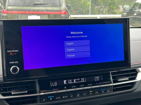 Certified 2025 Toyota Sienna XSE w/ XSE Premium Package AWD/4WD image 39
