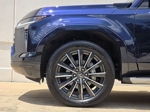 Used 2026 Lexus GX 550 w/ Accessory Package (2T) AWD/4WD image 48