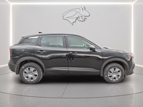 New 2026 Nissan Kicks S image 7